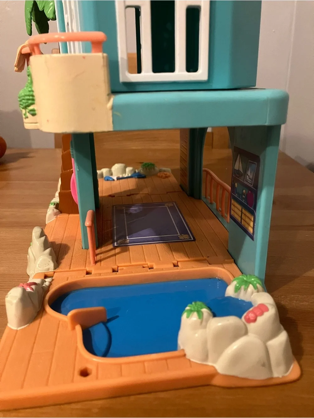 Vintage Fisher-Price Sweet Streets Beach House Playset